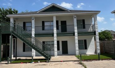 1612 James Ave.
