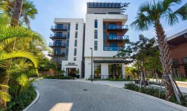 6901 Bird Rd Miami, FL 33155