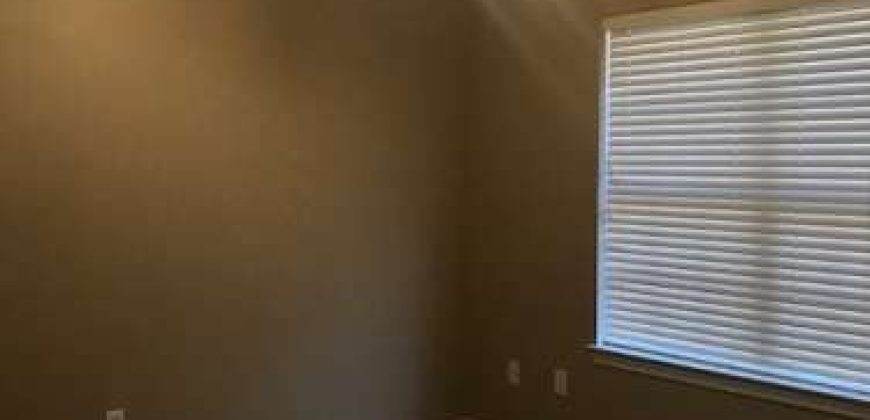 College Station – 3 Bedroom / 3 Bath- 2 story Condo off University Dr. E.