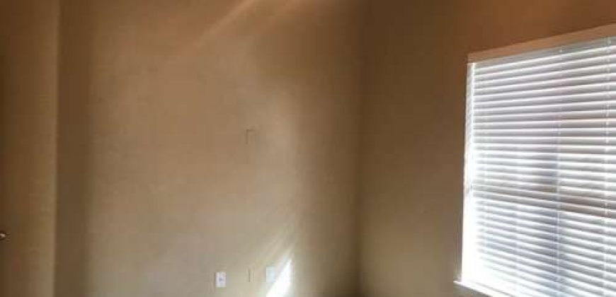 College Station – 3 Bedroom / 3 Bath- 2 story Condo off University Dr. E.