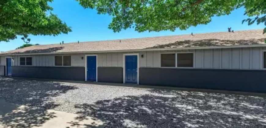 Oak Creek Apartments