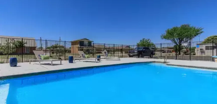 Oak Creek Apartments