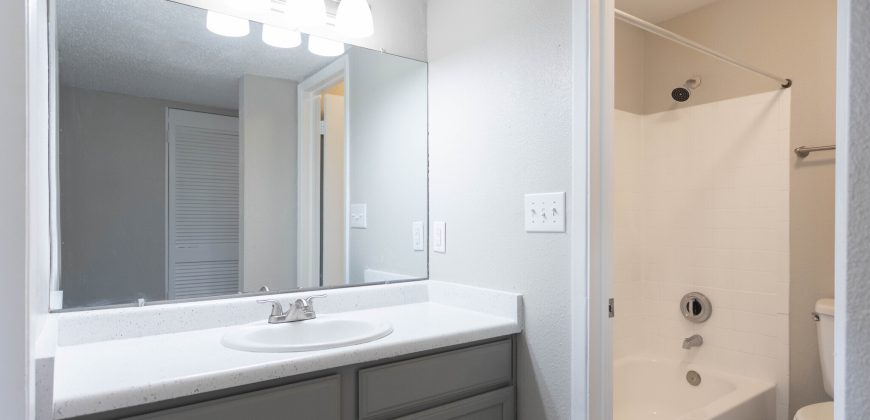 Brisa Apartments & Storage
