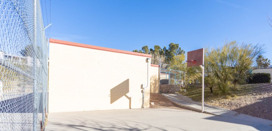 Brisa Apartments & Storage