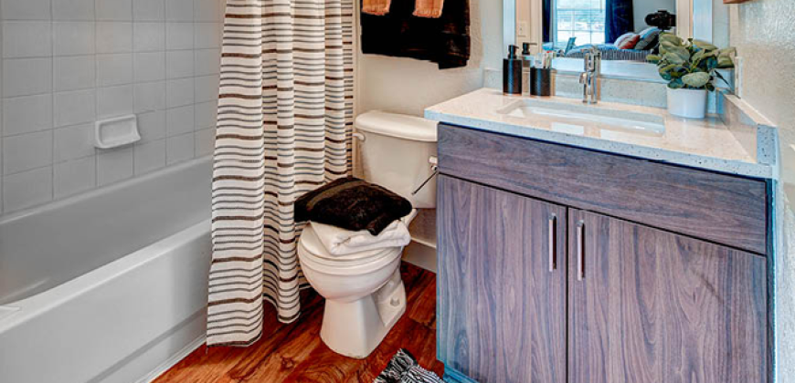 University Club Apartments Sublet (Sublet / Shared Housing)