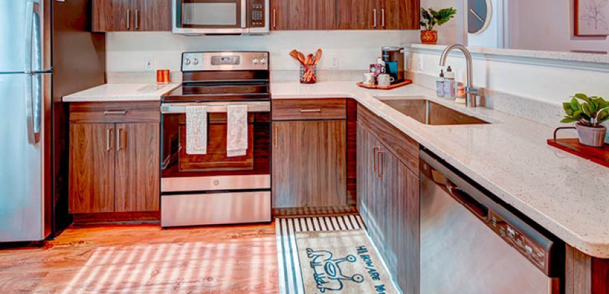 University Club Apartments Sublet (Sublet / Shared Housing)