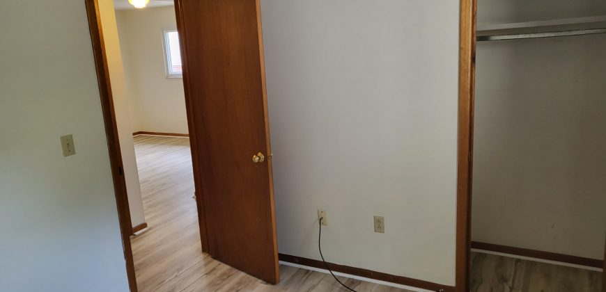 Two Bed One Bath Townhomes, Apt B Available Now! Two Bed One Bath Townhomes, Apt B Available Now!