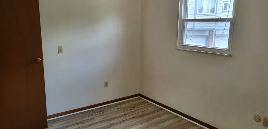 Two Bed One Bath Townhomes, Apt B Available Now! Two Bed One Bath Townhomes, Apt B Available Now!