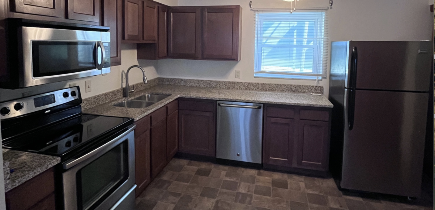 Two Bed One Bath Townhomes, Apt B Available Now! Two Bed One Bath Townhomes, Apt B Available Now!