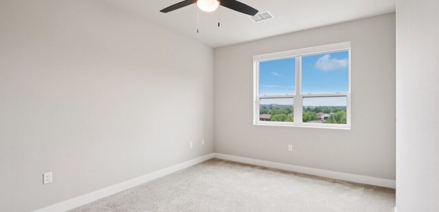 20221 Estero Gardens Cir