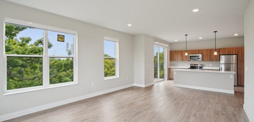 20221 Estero Gardens Cir