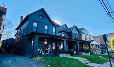 Sundevils Apartment 5