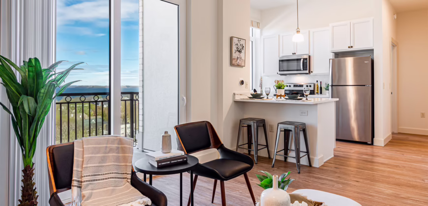 The Continental – Live Timelessly