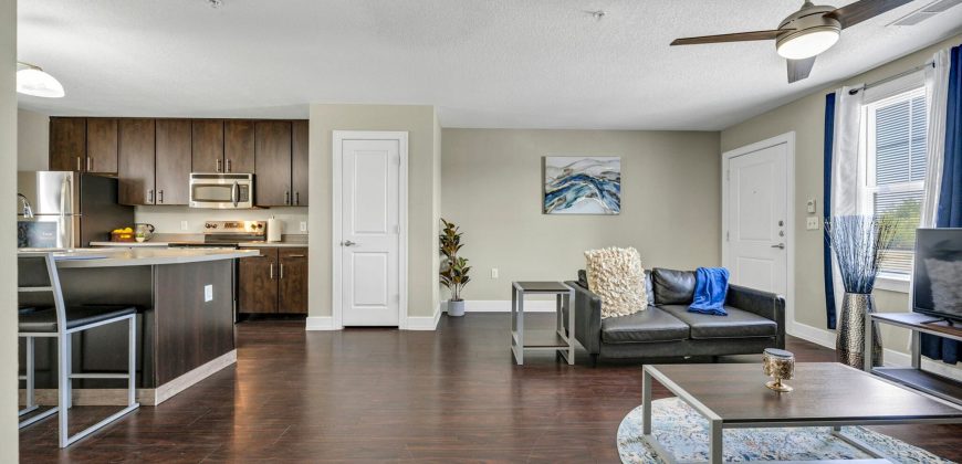 The Avenue at San Marcos Apartments